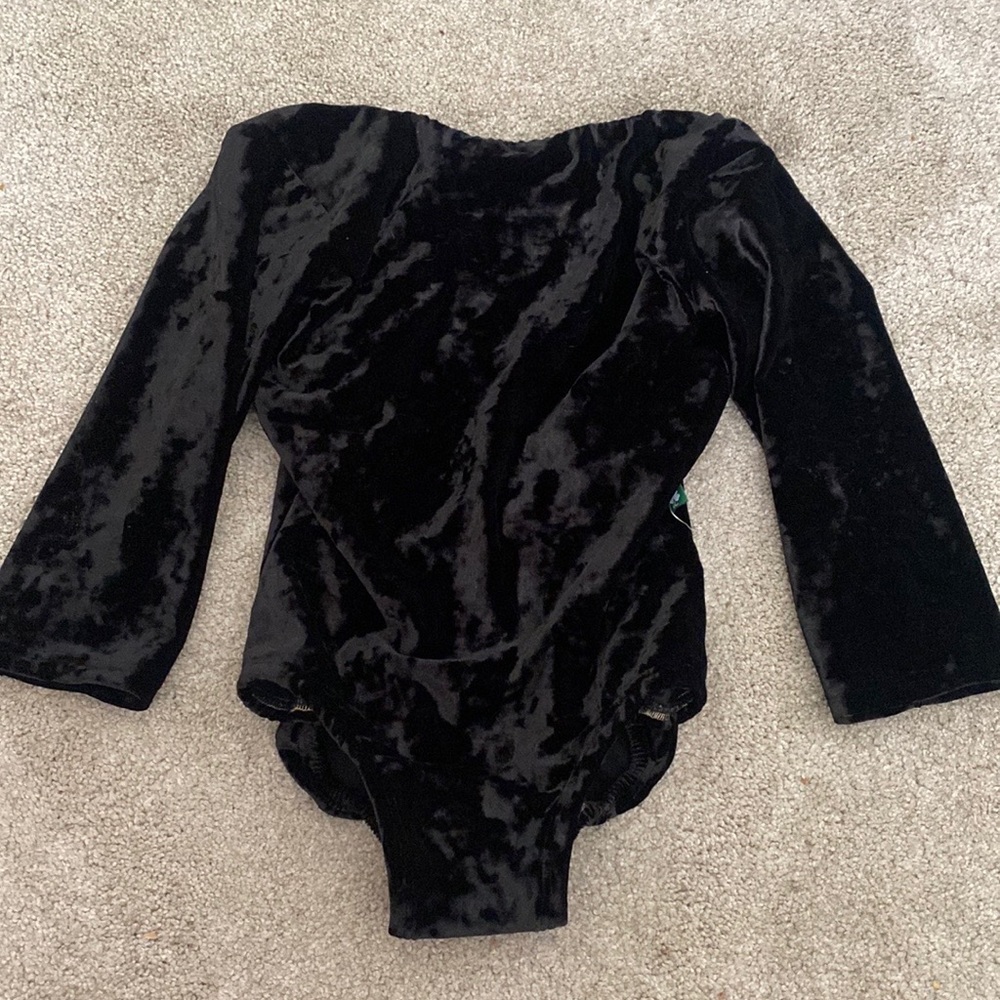 NWT Velvet Allure luckyleo